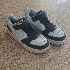 Nike Kids' Black and Gray Sneakers
